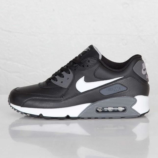 air max commando